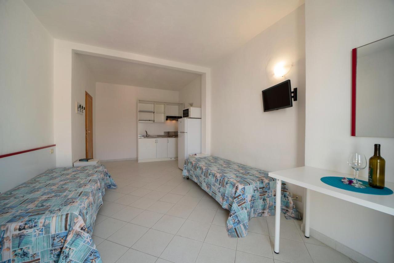 Aparthotel Le Sirene Seccheto Exterior foto