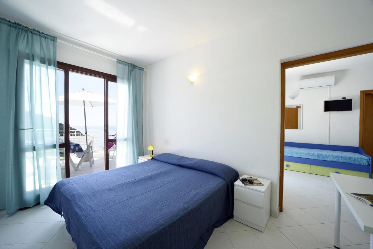 Aparthotel Le Sirene Seccheto Exterior foto